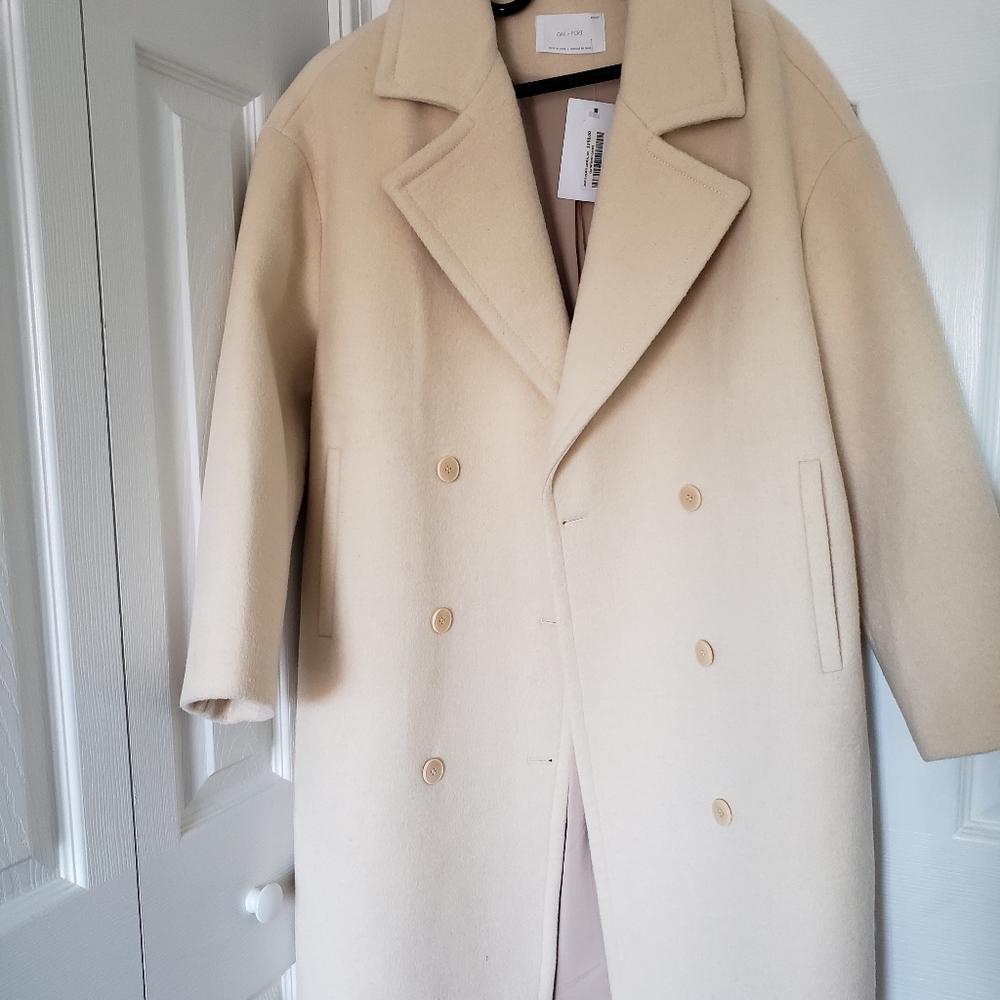 Wool white coat Oak and Fort
